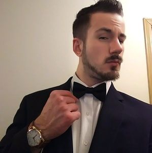 Meet your Posher, Nicholas